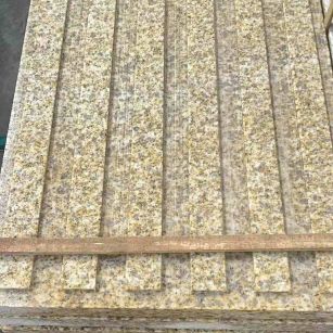 吉林省黄金麻盲道 石材盲道