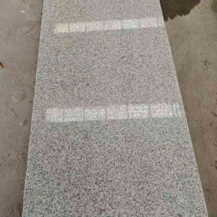 吉林省芝麻白光面毛板