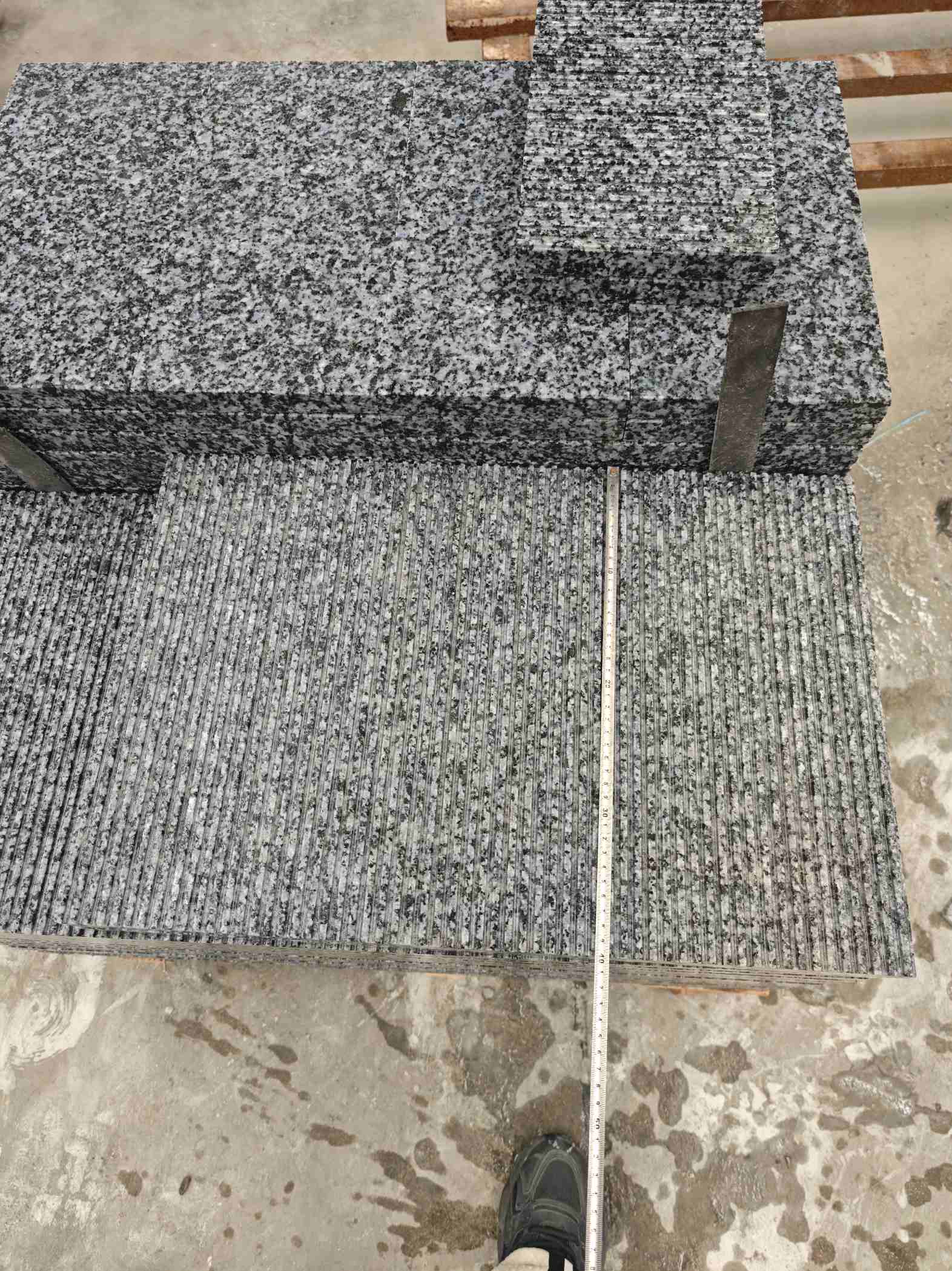 吉林省芝麻黑拉丝面