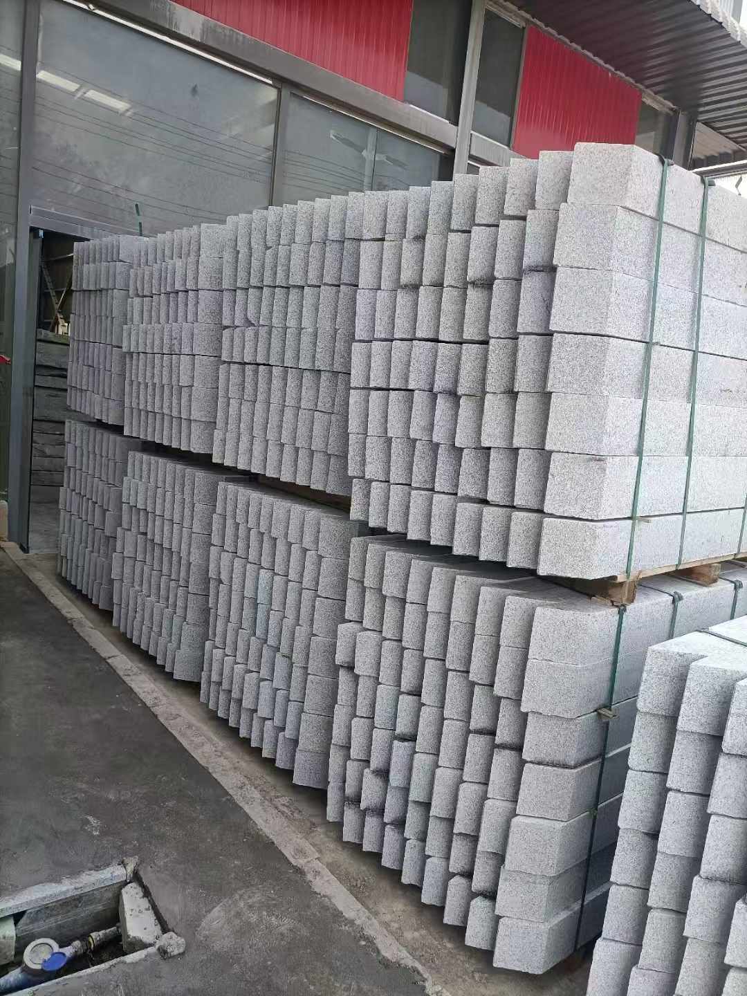 吉林省芝麻白树围石 树池