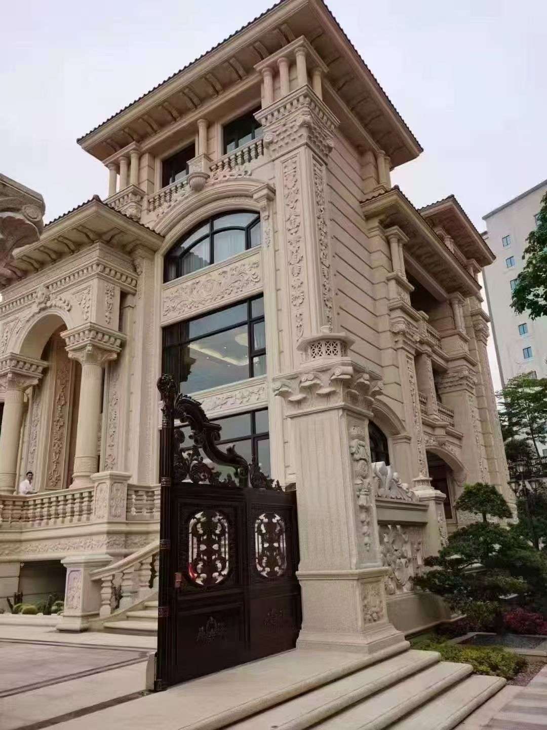 吉林省黄金麻别墅外墙异形定制