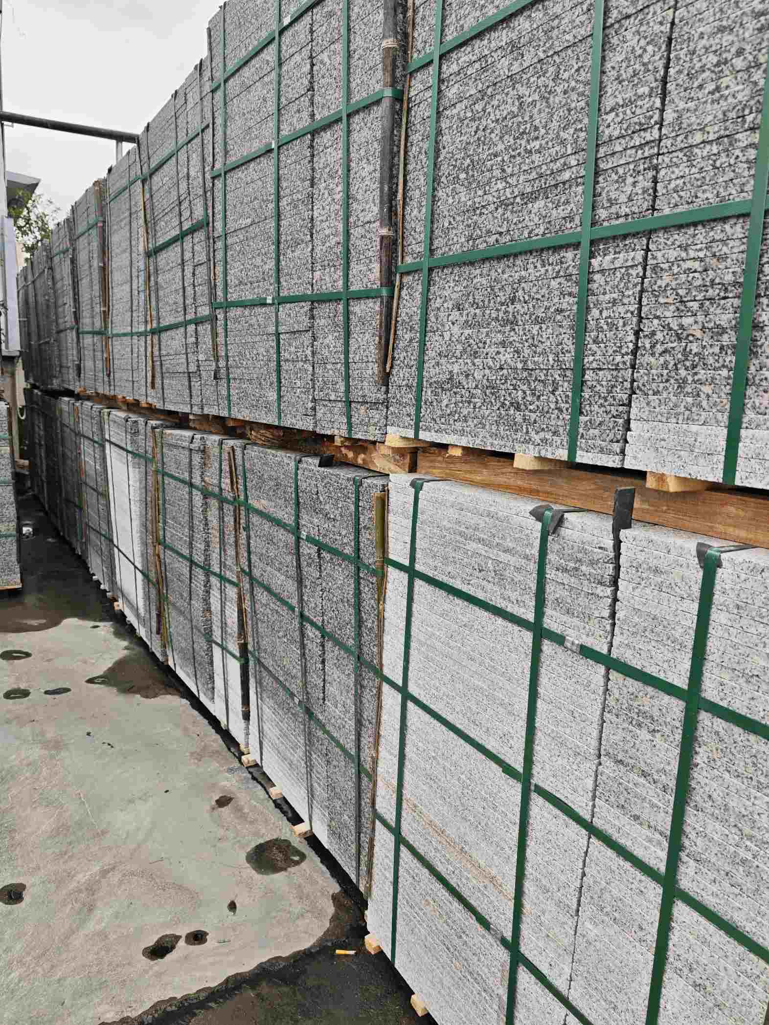 吉林省芙蓉白地铺石，石材地铺石